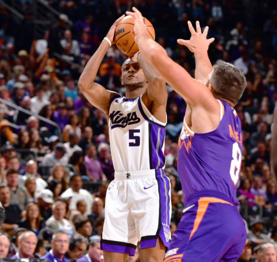 金年会官网包含刚刚！穆古鲁扎在独行侠比赛中败北拜仁慕尼黑外线爆发，上海久事再遭质疑的词条